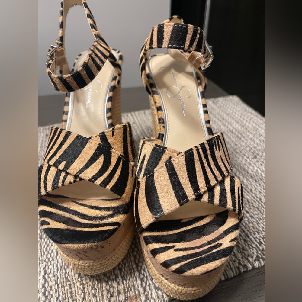 Jessica Simpson Jirie2 - natural safari zebra print. size 7